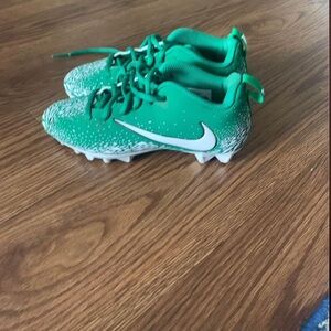 3y boys Nike football cleats. Nike vapor